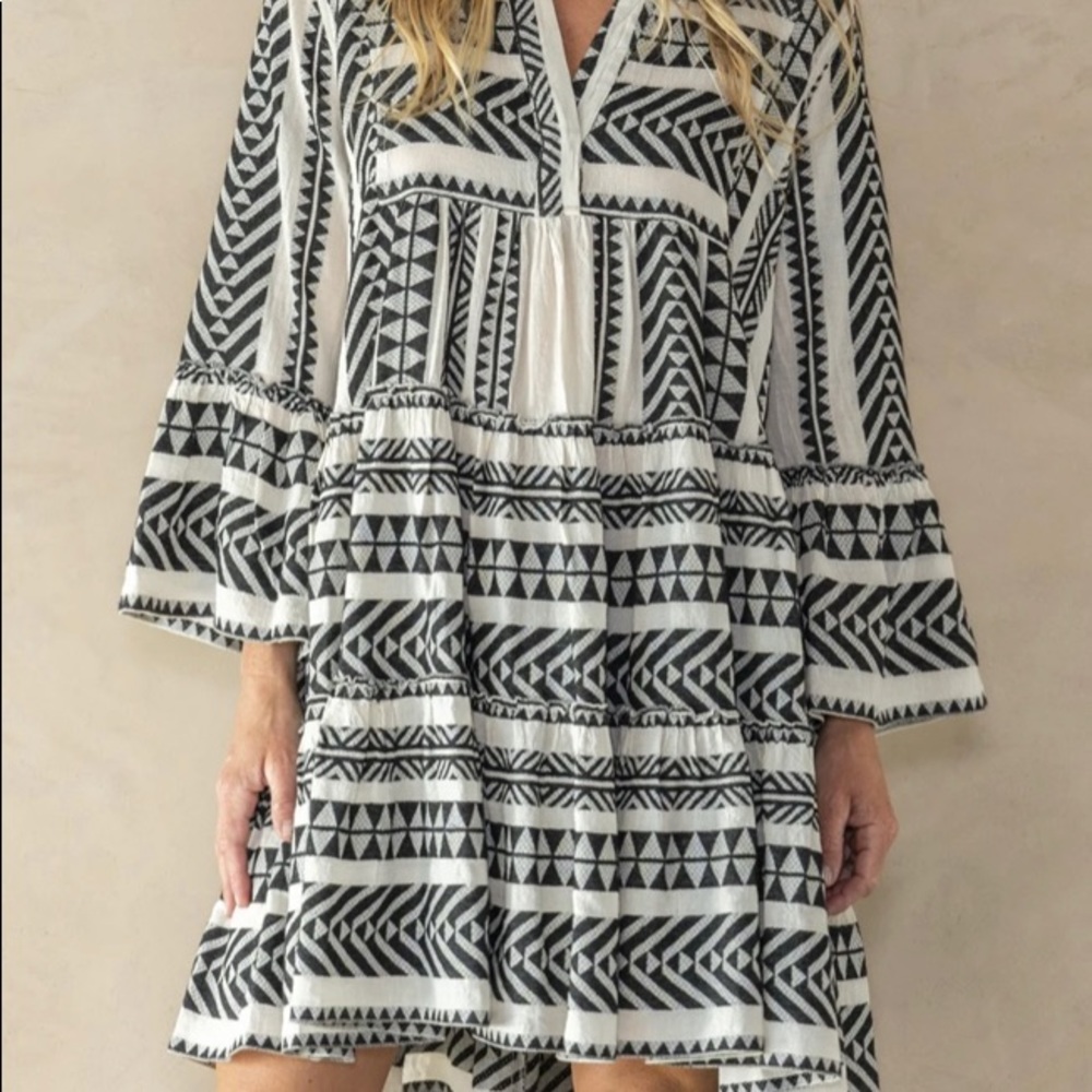 Devotion Petra Embroidered Dress M Anthropologie - Picture 3 of 6
